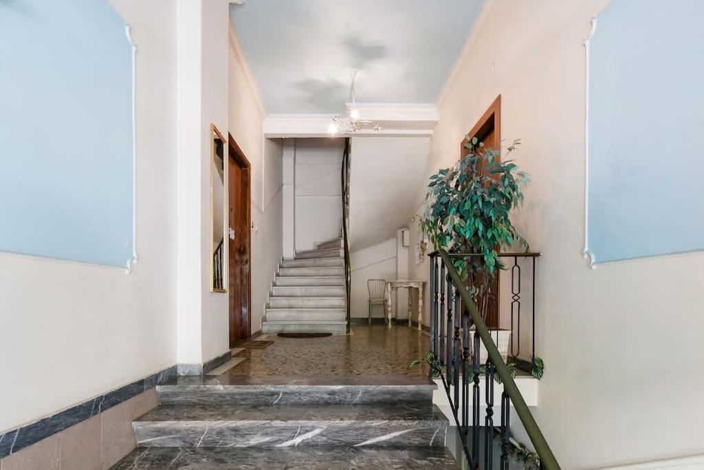 Your "Home Away From Home" - Phillopapou Hill Athens Ngoại thất bức ảnh