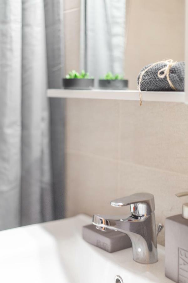 Your "Home Away From Home" - Phillopapou Hill Athens Ngoại thất bức ảnh
